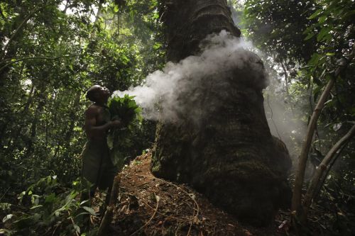 How Societies Morph With the Seasons